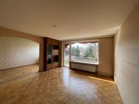 null - Etagenwohnung in 22529 Hamburg mit 86m² kaufen