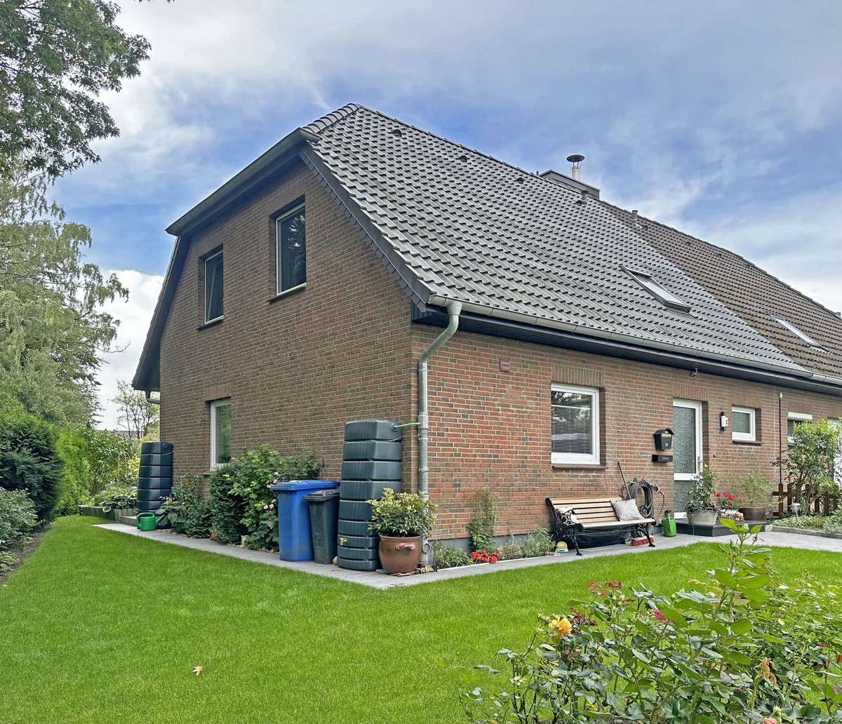 Außenbild - Doppelhaushälfte in 21244 Buchholz in der Nordheide mit 114m² kaufen