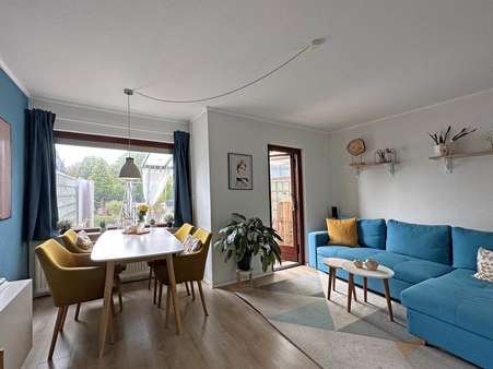 Wohnzimmer - Reihenmittelhaus in 21079 Hamburg mit 67m² kaufen
