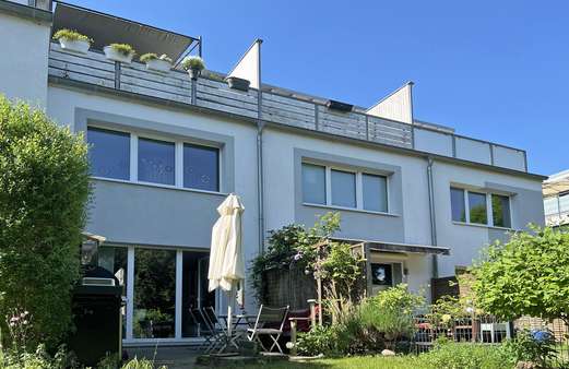 Gartenansicht - Reihenmittelhaus in 22147 Hamburg mit 113m² kaufen