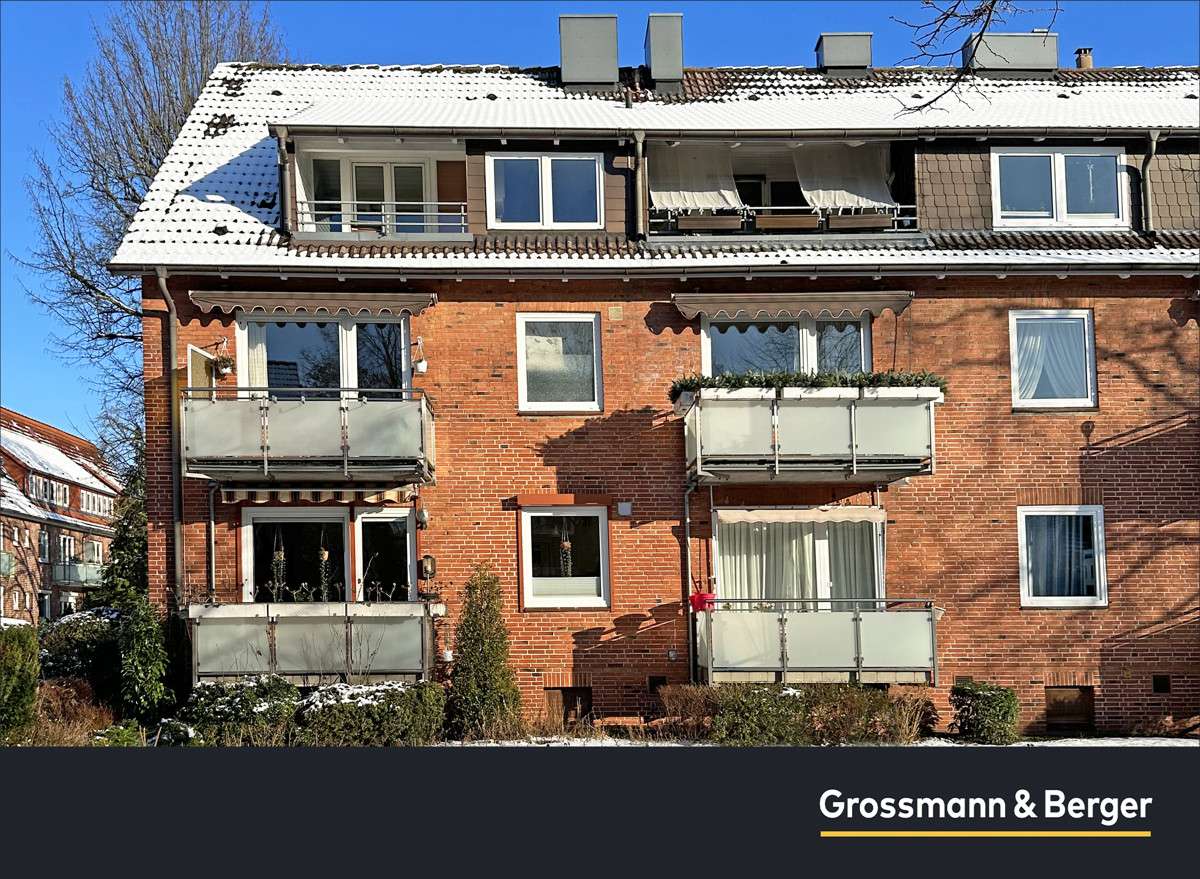 Hausansicht - Dachgeschosswohnung in 21033 Hamburg mit 56m² als Kapitalanlage kaufen