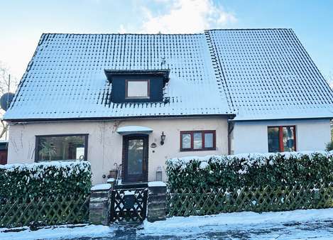 Außenansicht - Einfamilienhaus in 22869 Schenefeld mit 176m² kaufen