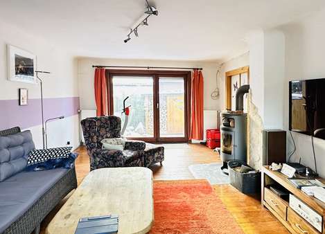 Wohnzimmer - Einfamilienhaus in 22869 Schenefeld mit 176m² kaufen