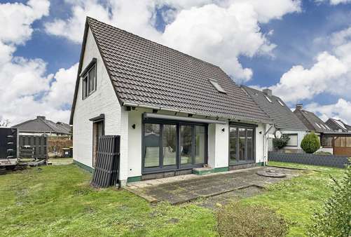 null - Einfamilienhaus in 25373 Ellerhoop mit 119m² kaufen