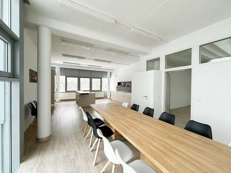 Weitere Ansichten - Bürofläche in 22109 Hamburg mit 650m² mieten