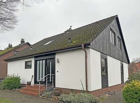 Hausansicht - Einfamilienhaus in 22848 Norderstedt / Garstedt mit 147m² kaufen