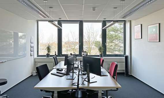 Weitere Ansichten 2. OG - Bürofläche in 21079 Hamburg mit 900m² mieten