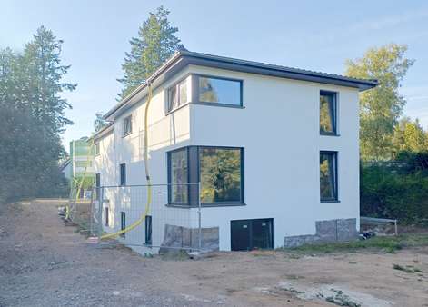 Haus links Gartenansicht Haus links Gartenansicht - Stadthaus in 22397 Hamburg mit 166m² kaufen