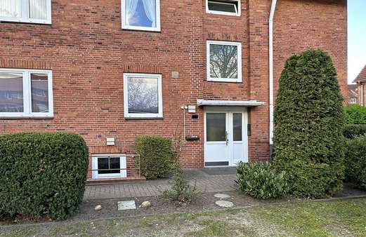 Hauseingang - Wohnanlage in 21033 Hamburg mit 56m² als Kapitalanlage kaufen