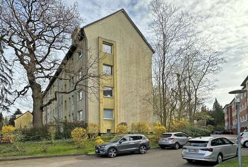 null - Etagenwohnung in 25421 Pinneberg - Quellental mit 33m² kaufen