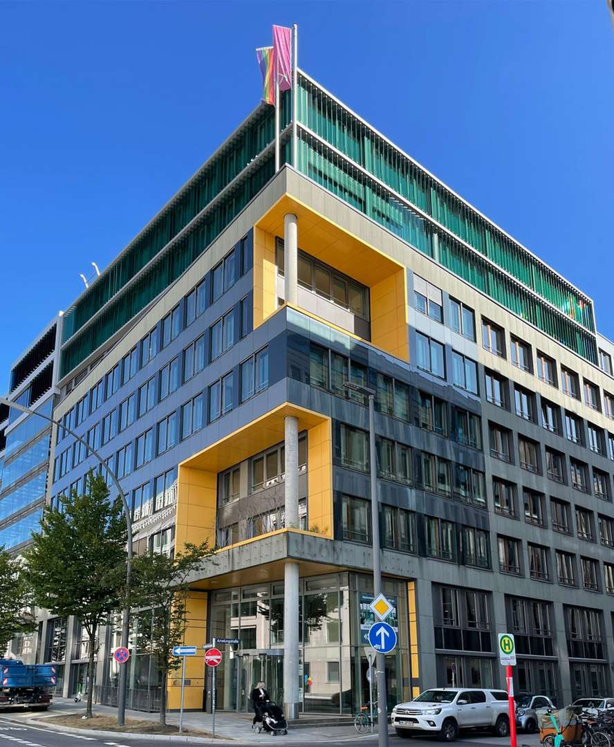 Titelbild - Bürofläche in 20355 Hamburg mit 677m² mieten