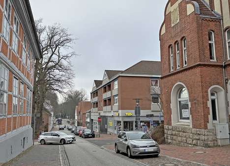 Straßenansicht - Mehrfamilienhaus in 23909 Ratzeburg mit 273m² als Kapitalanlage kaufen