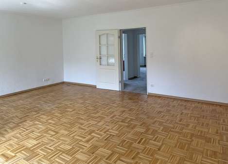Zimmer - Etagenwohnung in 22145 Hamburg mit 60m² kaufen