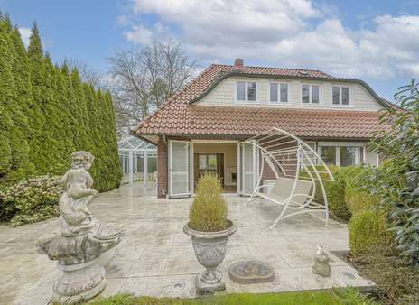 Terrasse - Einfamilienhaus in 22587 Hamburg mit 133m² kaufen