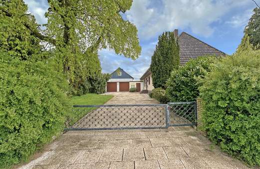 Einfahrt - Einfamilienhaus in 21279 Wenzendorf mit 118m² kaufen