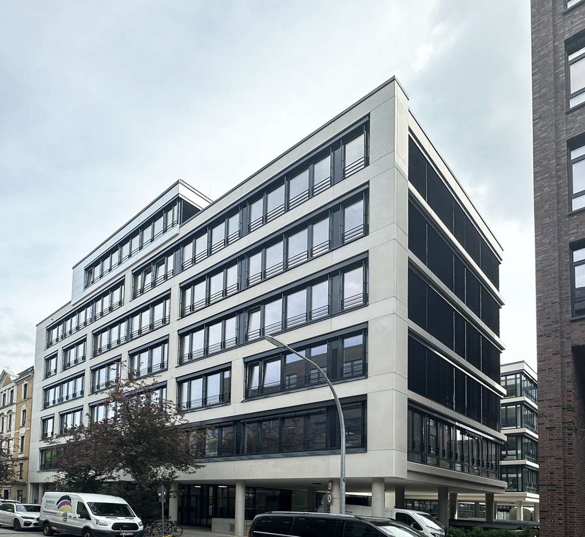Titelbild - Bürofläche in 22761 Hamburg mit 735m² mieten