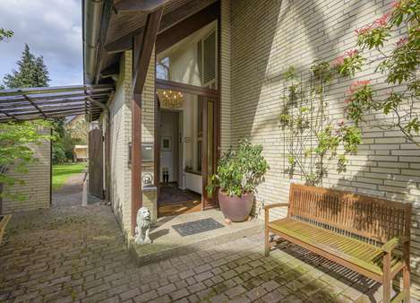 Hauseingang - Einfamilienhaus in 22453 Hamburg mit 159m² kaufen