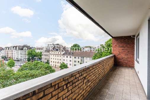 131406 Balkon - Etagenwohnung in 51065 Köln mit 67m² kaufen