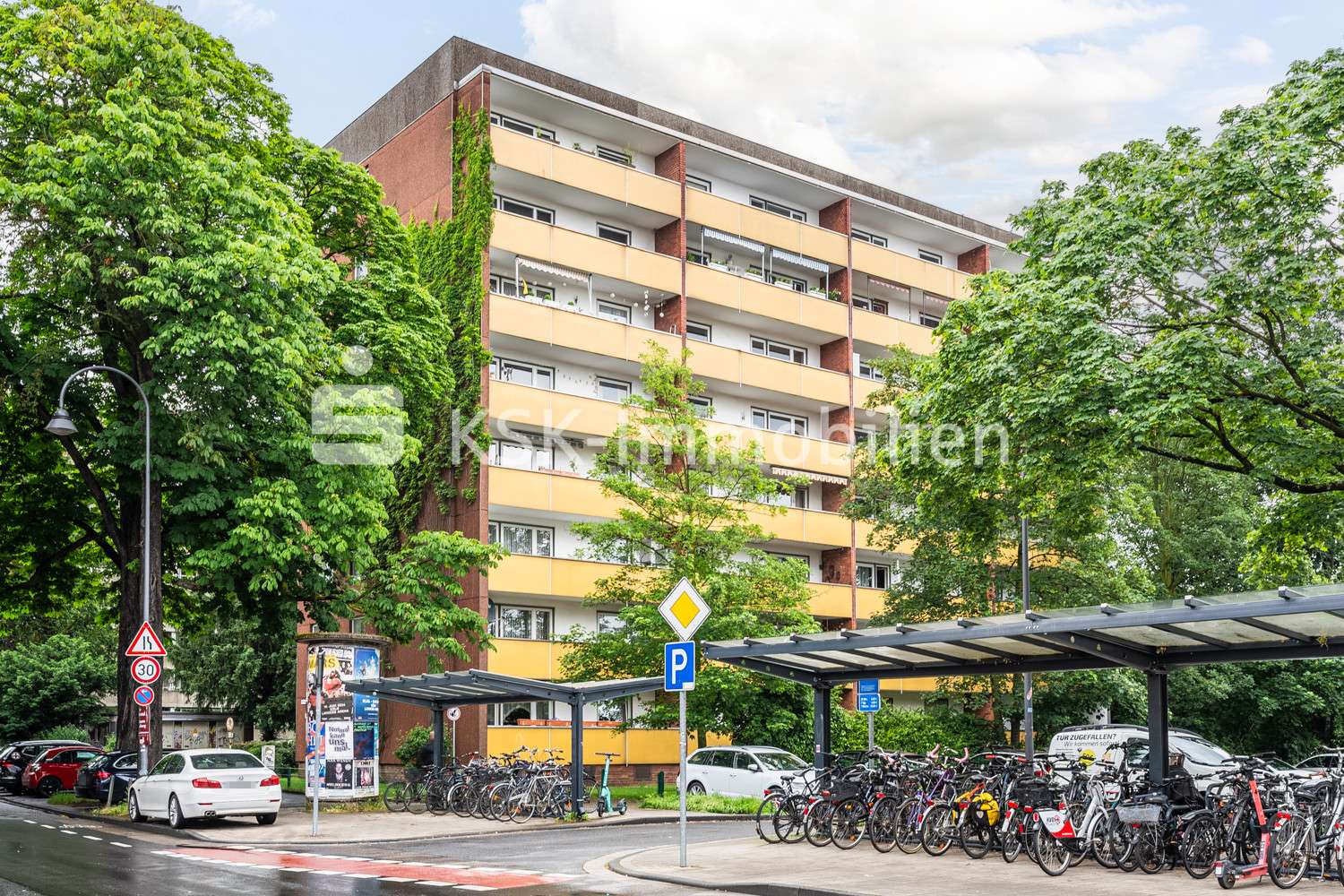 131406 Außenansicht - Etagenwohnung in 51065 Köln mit 67m² kaufen