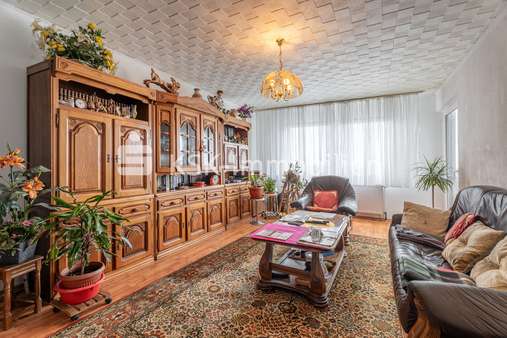 132291 Wohnzimmer - Etagenwohnung in 50374 Erftstadt / Liblar mit 60m² kaufen