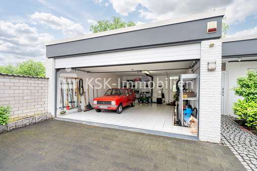 132725 Doppelgarage - Einfamilienhaus in 51467 Bergisch Gladbach mit 232m² kaufen