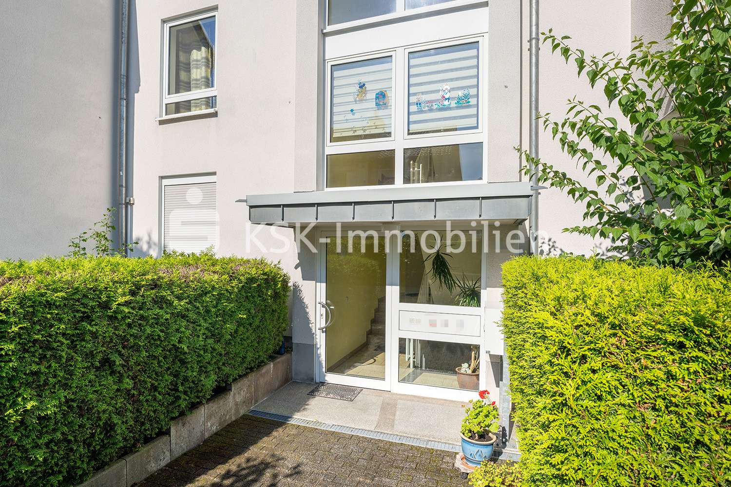 133729 Eingang - Maisonette-Wohnung in 51469 Bergisch Gladbach mit 64m² kaufen