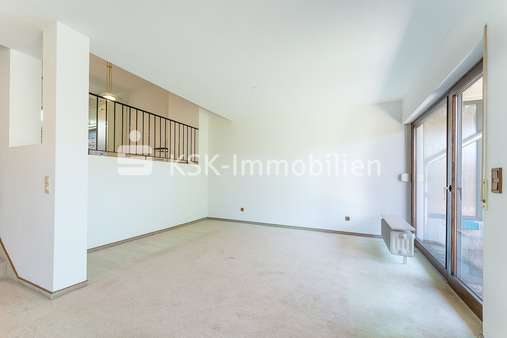 136293 Wohnzimmer Erdgeschoss - Einfamilienhaus in 51465 Bergisch Gladbach mit 120m² kaufen