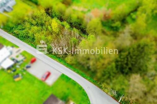 Drohnenansicht Drohnenansicht - Grundstück in 51570 Windeck mit 607m² kaufen