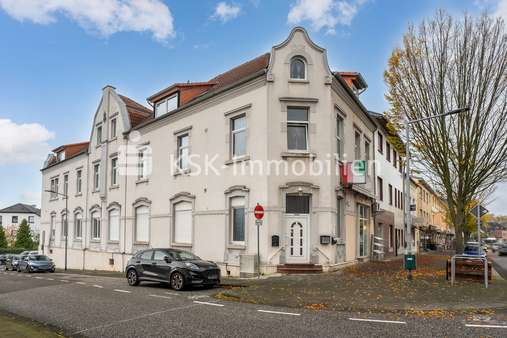 140909 Außenansicht - Erdgeschosswohnung in 50127 Bergheim mit 132m² kaufen