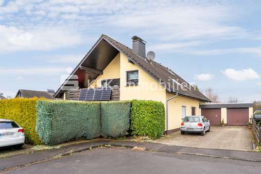 147304 Außenansicht - Zweifamilienhaus in 51789 Lindlar mit 240m² kaufen