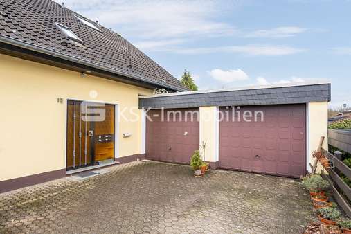 147304 Außenansicht - Zweifamilienhaus in 51789 Lindlar mit 240m² kaufen