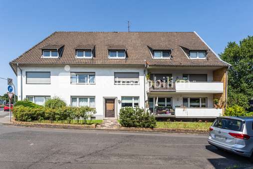 135596 Außenaufnahme  - Wohn- / Geschäftshaus in 50737 Köln / Longerich mit 796m² als Kapitalanlage kaufen