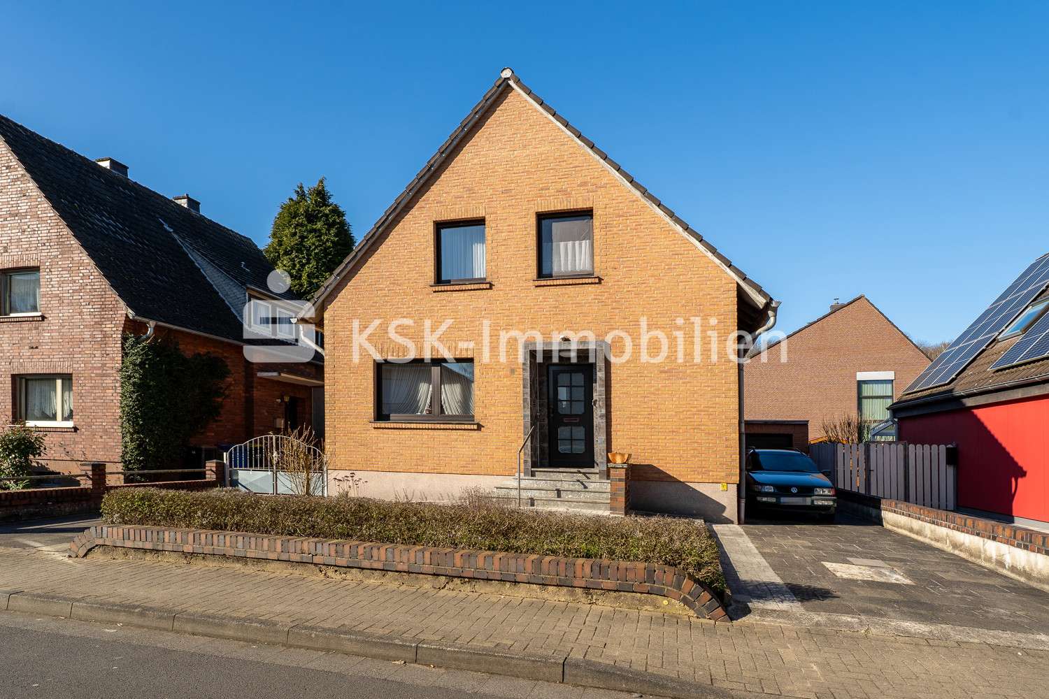 135963 Vorderansicht  - Einfamilienhaus in 50169 Kerpen mit 134m² kaufen