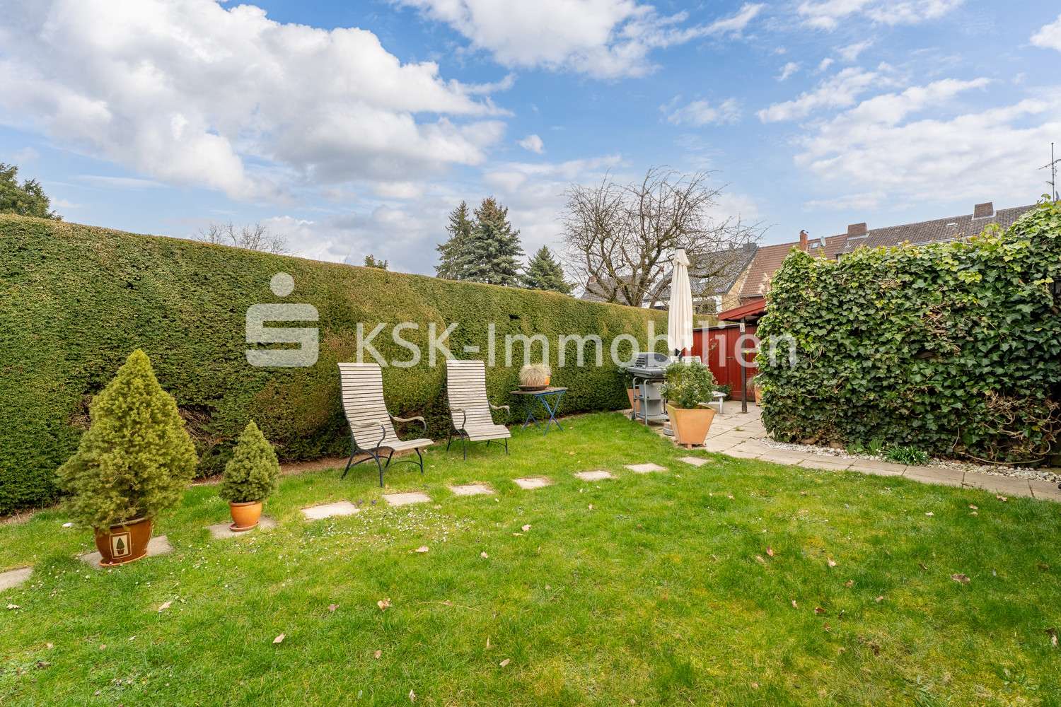 121059 Garten 121059 Garten - Etagenwohnung in 50374 Erftstadt / Gymnich mit 90m² kaufen