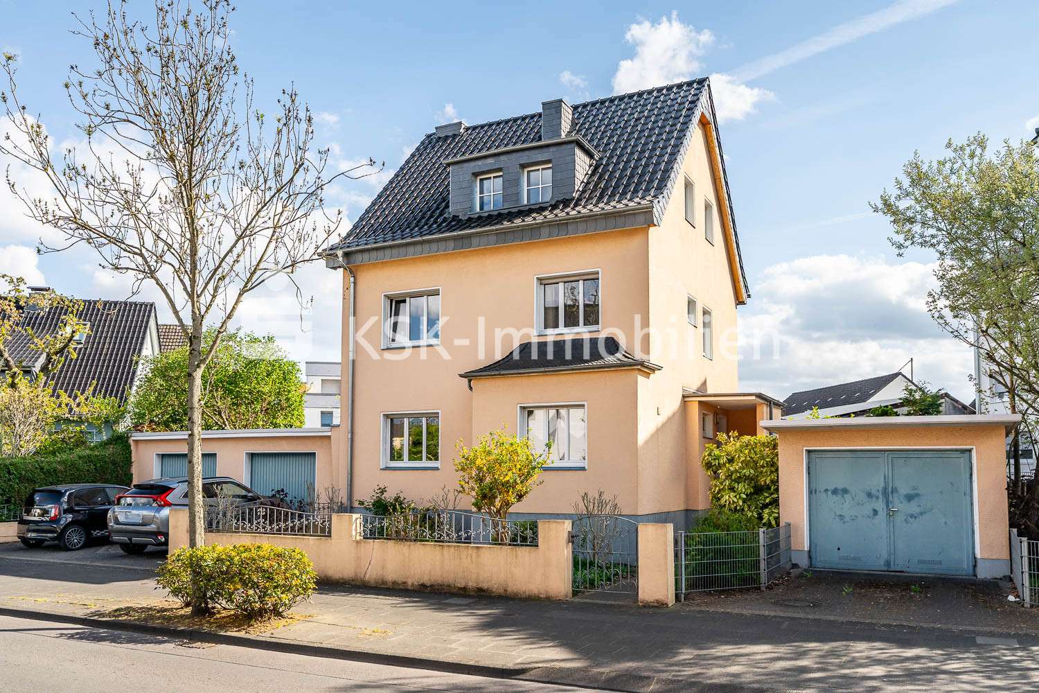 Außenansicht  - Einfamilienhaus in 53842 Troisdorf / Oberlar mit 113m² kaufen