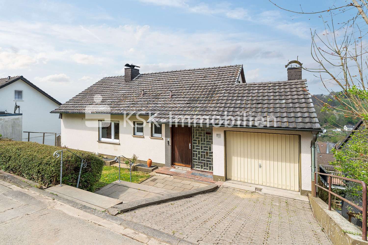 Außenansicht - Einfamilienhaus in 51766 Engelskirchen mit 140m² kaufen