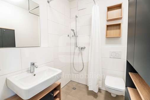 Badezimmer Badezimmer - Appartement in 53115 Bonn mit 16m² kaufen