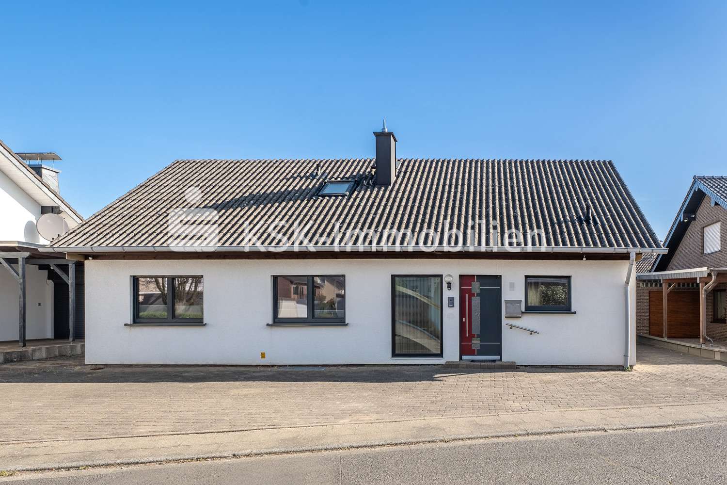 Vorderansicht - Einfamilienhaus in 50127 Bergheim mit 140m² kaufen