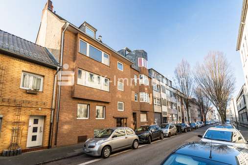 Außenaufnahme - Etagenwohnung in 51103 Köln mit 74m² kaufen