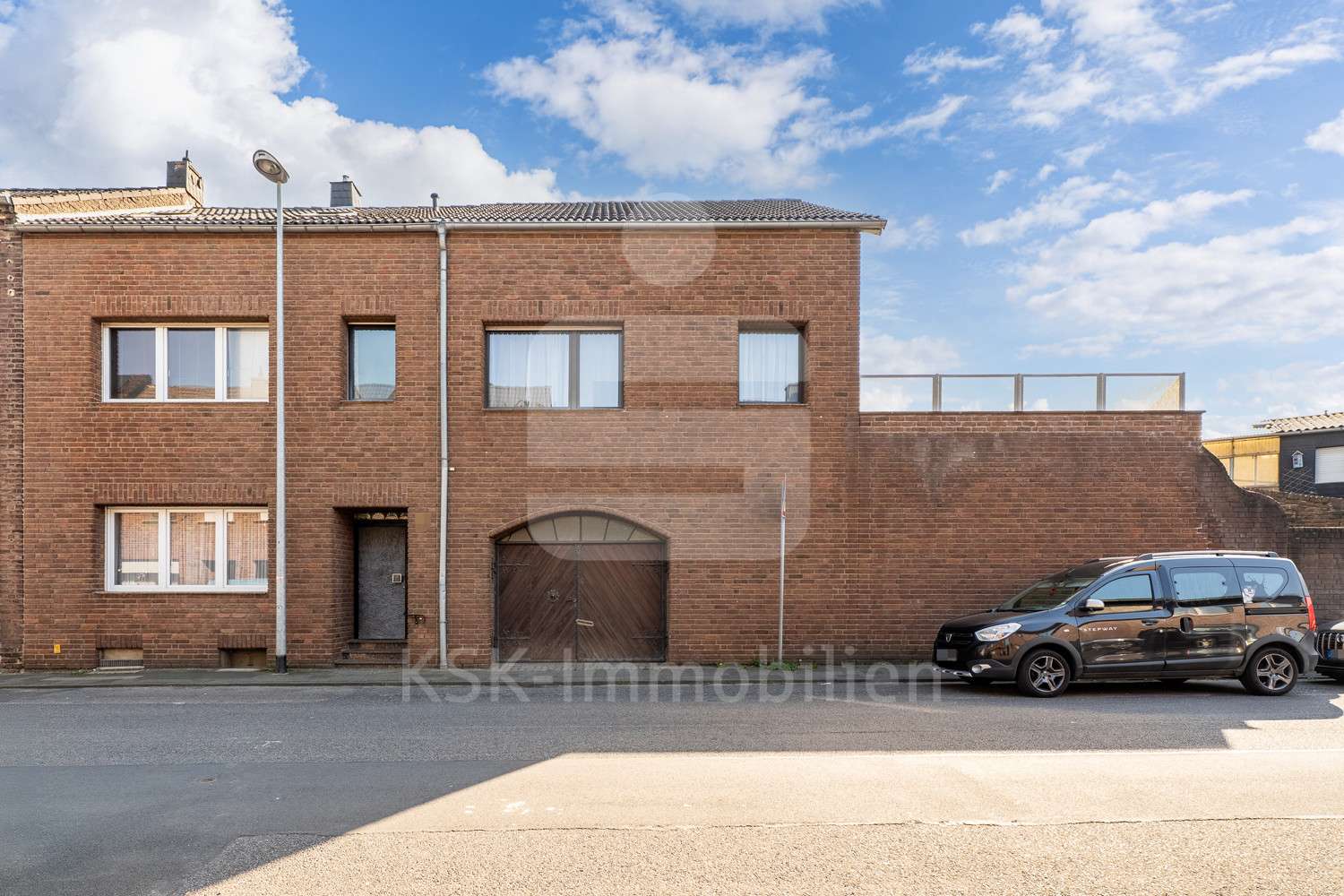 Vorderansicht Vorderansicht - Zweifamilienhaus in 50181 Bedburg mit 141m² kaufen