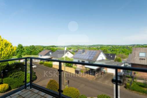 Balkon - Einfamilienhaus in 51491 Overath mit 133m² kaufen