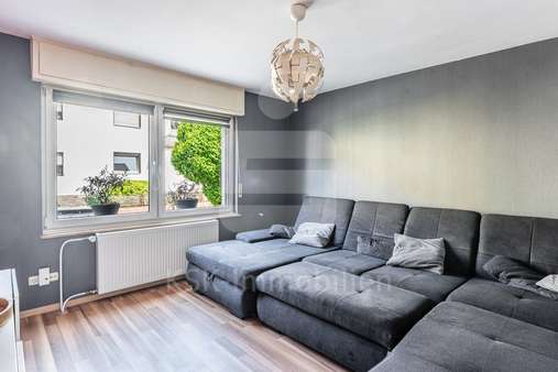 Wohnzimmer Erdgeschoss Wohnzimmer Erdgeschoss - Einfamilienhaus in 50354 Hürth mit 174m² kaufen