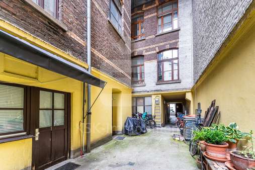 Innenhof - Kiosk in 50670 Köln / Neustadt-Nord mit 240m² als Kapitalanlage kaufen