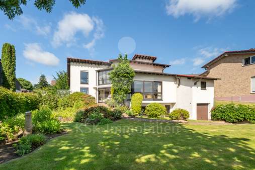 Rückansicht  - Einfamilienhaus in 50321 Brühl mit 291m² kaufen