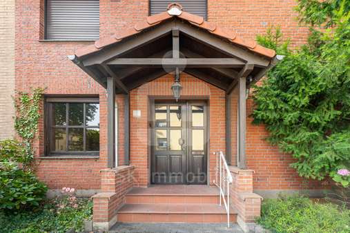 Eingang Eingang - Doppelhaushälfte in 50127 Bergheim mit 152m² kaufen