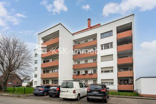 136348 Außenansicht 136348 Außenansicht - Etagenwohnung in 50189 Elsdorf Berrendorf mit 65m² kaufen