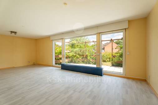 Wohn- und Esszimmer - Einfamilienhaus in 50181 Bedburg mit 111m² kaufen