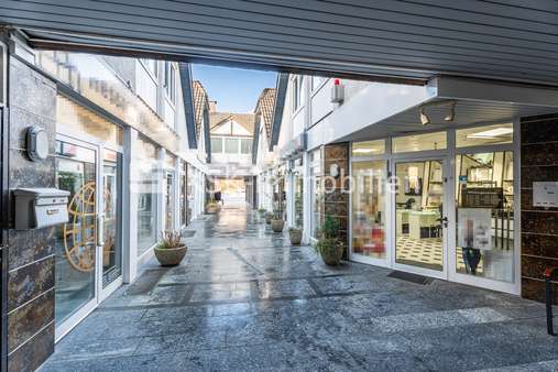 Außenansicht Außenansicht - Geschäftshaus in 50126 Bergheim mit 0m² als Kapitalanlage kaufen