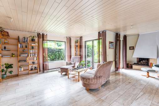 Wohnzimmer Obergeschoss Wohnzimmer Obergeschoss - Einfamilienhaus in 53773 Hennef mit 160m² kaufen