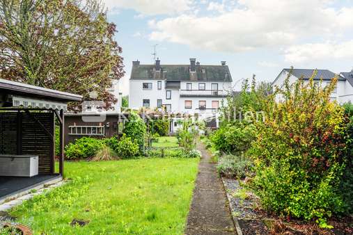 Garten Garten - Dachgeschosswohnung in 50354 Hürth mit 75m² kaufen